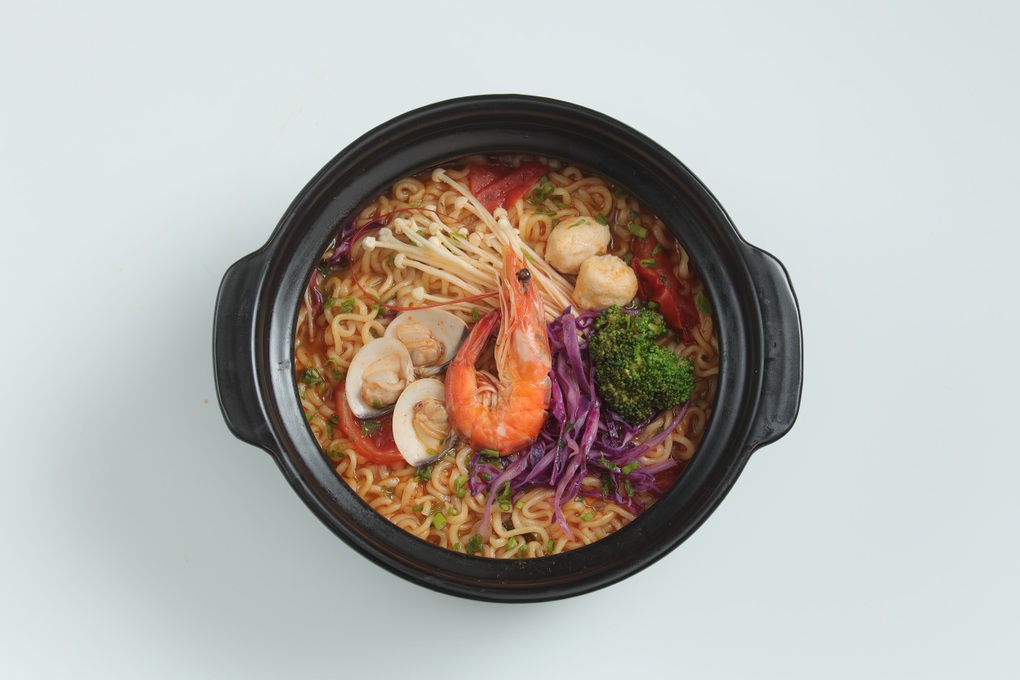 Đầu bếp nhà hàng Michelin Selected 2023 bật mí 4 công thức mì ramen độc đáo - 1 Đầu bếp nhà hàng Michelin Selected 2023 bật mí 4 công thức mì ramen độc đáo - 1