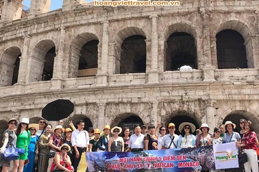 Nên chọn đi du lịch tự túc hay theo tour