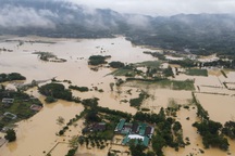Toàn cảnh vùng rốn lũ huyện nghèo Thanh Chương nhìn từ Flycam