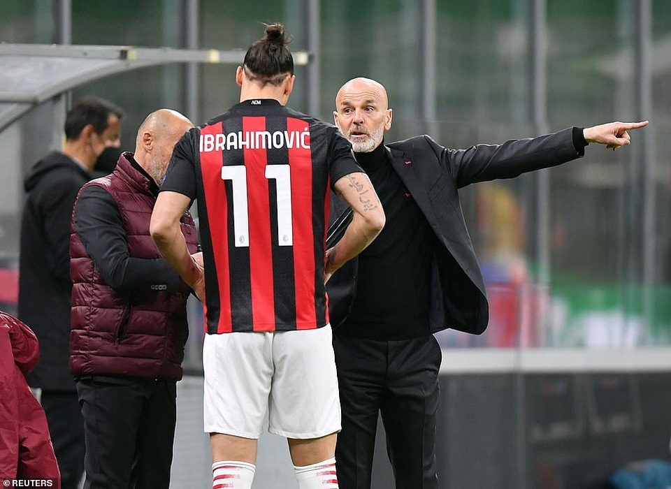 Những khoảnh khắc Man Utd khiến AC Milan ngậm ngùi chia tay Europa League - 12