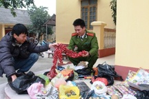 “Buôn pháo nổ siêu lợi nhuận, lãi như buôn ma túy”