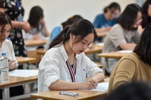 Thí sinh đến sớm, xem lại bài trước môn thi đầu THPT quốc gia 2019