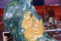 Tạm giữ khối đá quý gần 30 tấn do dân khai thác