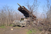 Bộ đôi hỏa thần BM-27 "Cuồng phong" của Nga bị phá hủy tại Kherson