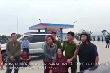 Toàn cảnh vụ bắt nhóm đối tượng ôm vũ khí cố thủ