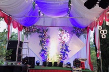 Đám cưới mùa dịch: Hoãn… đến 3 lần, cả làng hò nhau thanh lý cỗ "ế"