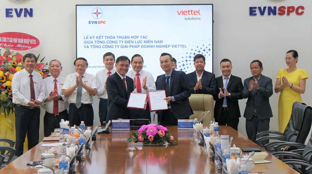 Tổng công ty Điện lực miền Nam chuyển mình thành doanh nghiệp số - 1 Tổng công ty Điện lực miền Nam chuyển mình thành doanh nghiệp số - 1