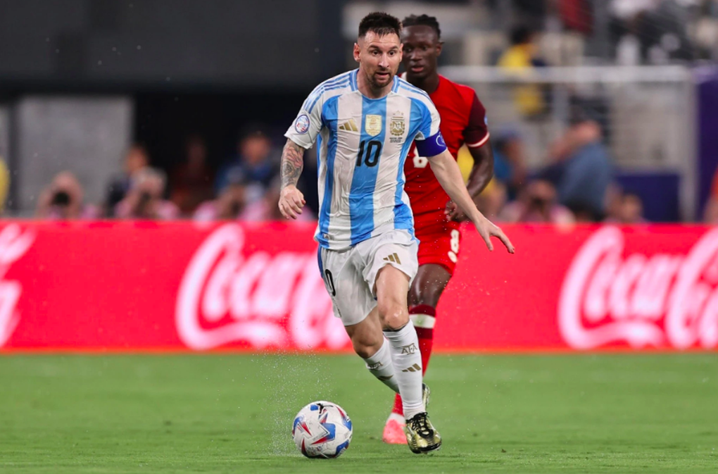 Ghi bàn giúp Argentina vào chung kết Copa America, Messi nối dài kỷ lục - 1