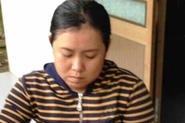 Bắt đối tượng lừa đảo lấy tiền “bo” “phi công” trẻ và đánh bạc