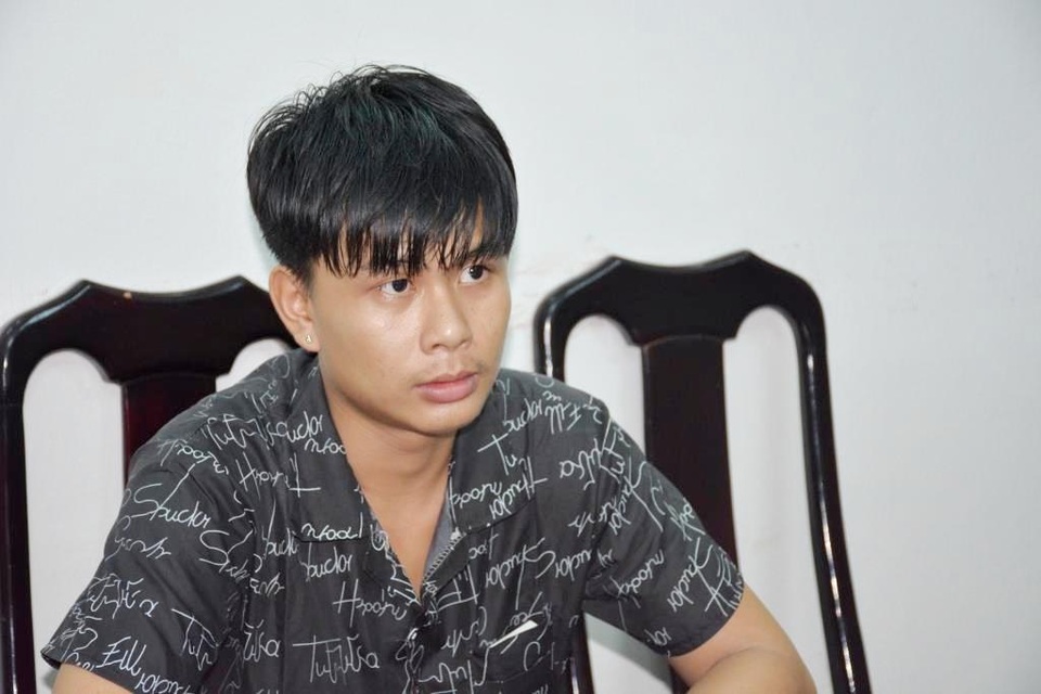 Bắt giam giám đốc giả trốn nã - 2 Bắt giam giám đốc giả trốn nã - 2