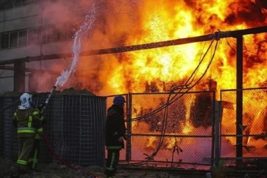 Mỹ cắt một số chương trình viện trợ cho Ukraine