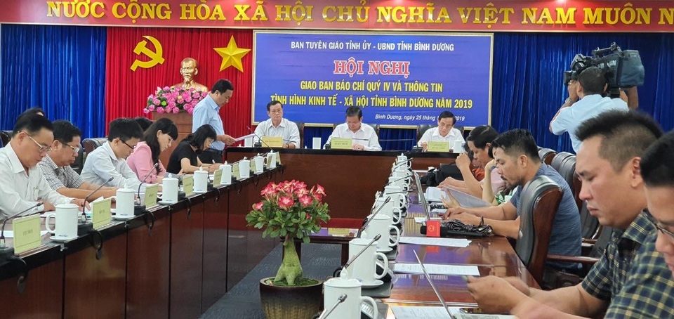 Báo chí chất vấn nhiều vấn đề nổi cộm năm 2019 tại Bình Dương - 1 Báo chí chất vấn nhiều vấn đề nổi cộm năm 2019 tại Bình Dương - 1