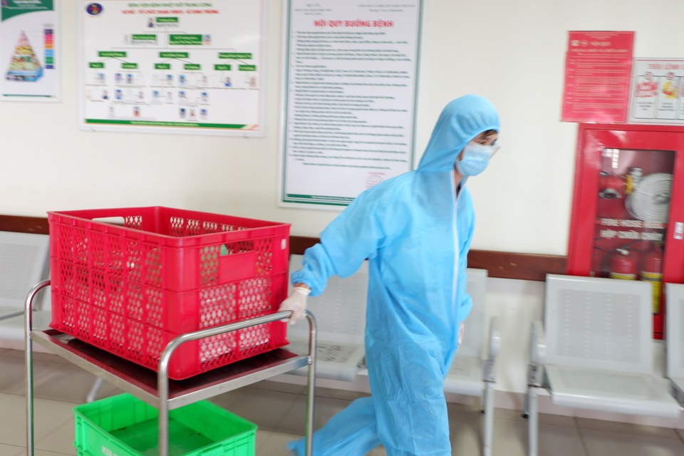Bên trong khu điều trị 6 ca mắc Covid-19 cuối cùng ở tuyến đầu chống dịch - 10 Bên trong khu điều trị 6 ca mắc Covid-19 cuối cùng ở tuyến đầu chống dịch - 10