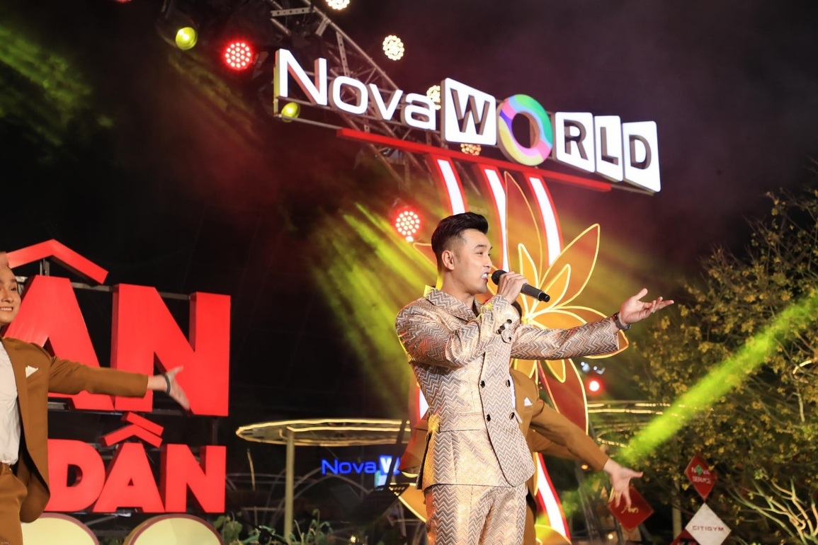 New Year Show khởi đầu năm mới bừng sáng tại Novaland Gallery - 4 New Year Show khởi đầu năm mới bừng sáng tại Novaland Gallery - 4