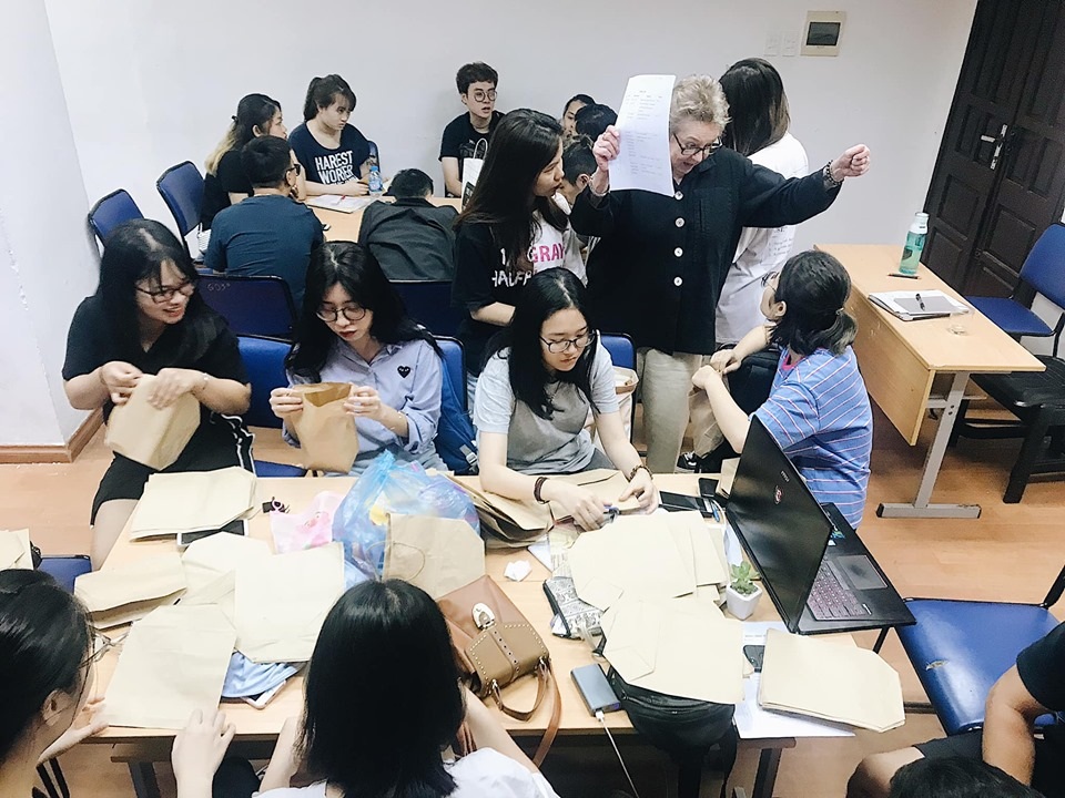 Trường đại học Việt coi trọng giáo dục ý thức cộng đồng - 3 Trường đại học Việt coi trọng giáo dục ý thức cộng đồng - 3