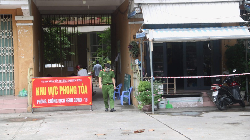 Đà Nẵng phong tỏa 2 khu chung cư có người mắc Covid-19 - 1 Đà Nẵng phong tỏa 2 khu chung cư có người mắc Covid-19 - 1