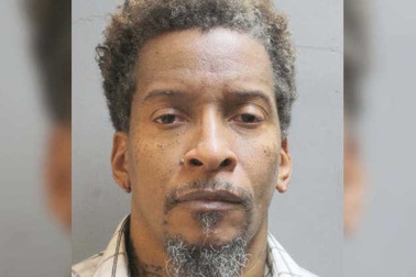 Bị truy nã vì ly hôn vợ mà không nói một lời