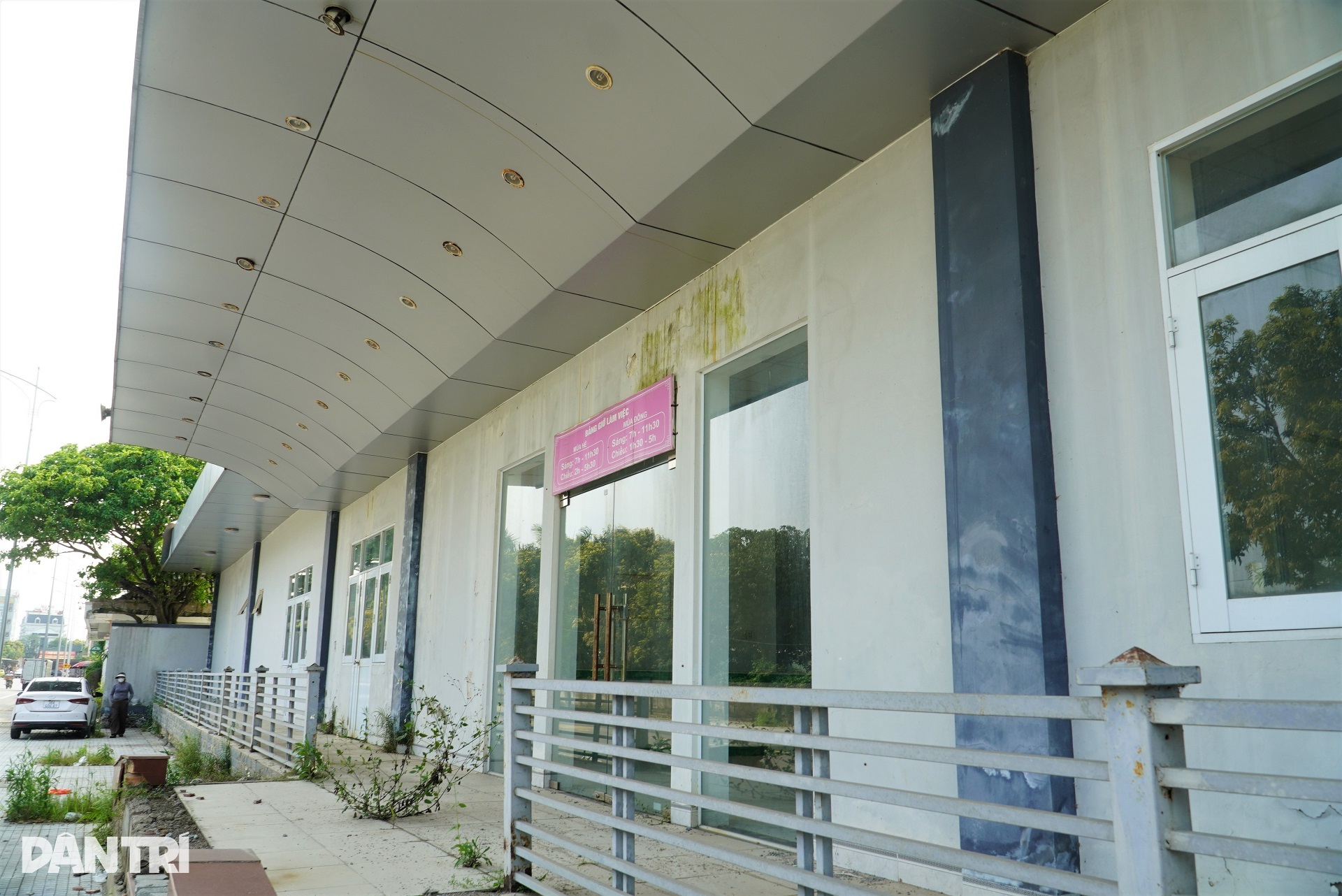 Dự án bệnh viện gần 230 tỷ đồng sau 14 năm vẫn là bãi cỏ - 5 Dự án bệnh viện gần 230 tỷ đồng sau 14 năm vẫn là bãi cỏ - 5