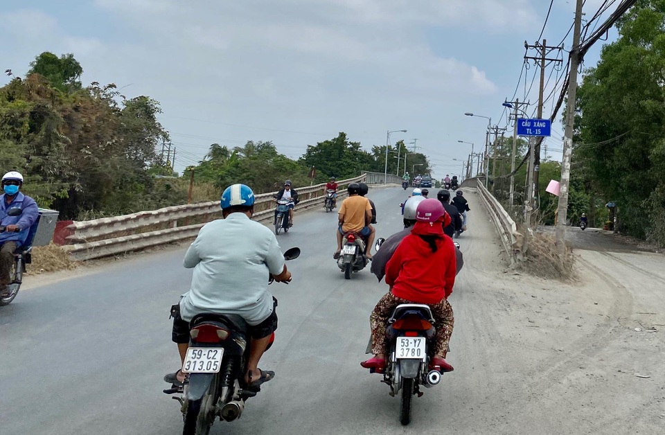 Cận cảnh khu vực Tuấn khỉ bị cảnh sát nổ súng tiêu diệt - 6 Cận cảnh khu vực Tuấn khỉ bị cảnh sát nổ súng tiêu diệt - 6