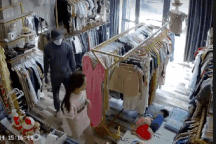 Vụ cướp vàng xong chạy "quên" cả xe: Tạm giam kẻ gây án