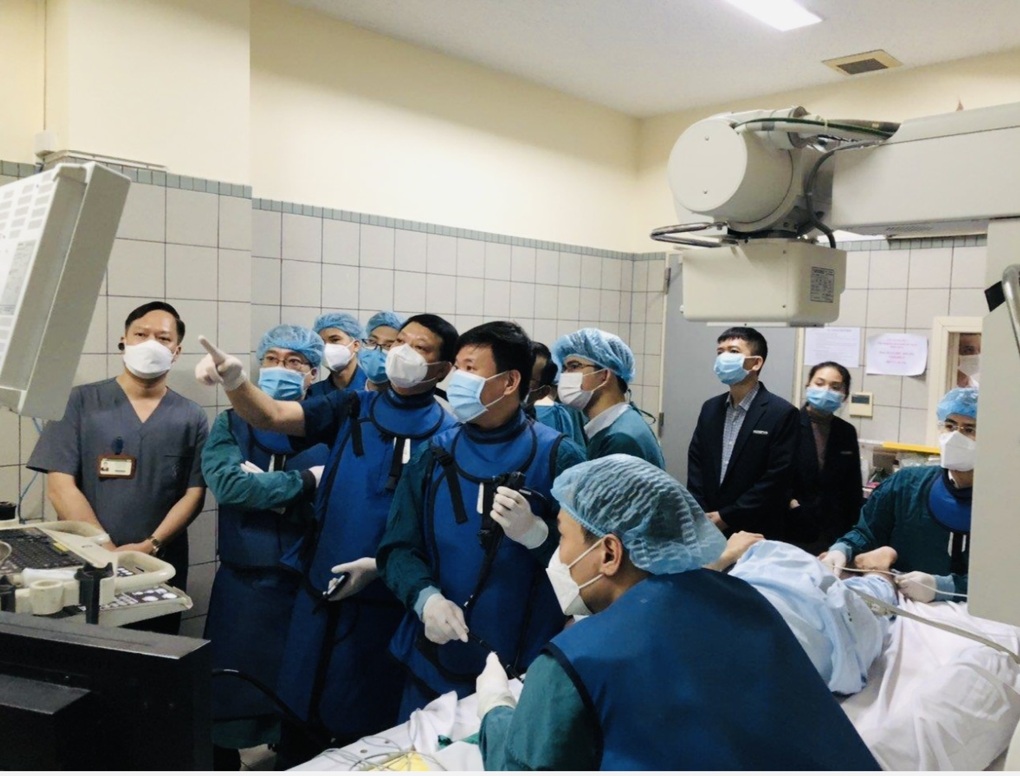 Dấu hiệu khó nuốt cảnh báo loại ung thư phổ biến ở nam giới - 1 Dấu hiệu khó nuốt cảnh báo loại ung thư phổ biến ở nam giới - 1