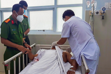 Trưởng công an xã ở Vĩnh Long bị nhóm côn đồ chém trọng thương