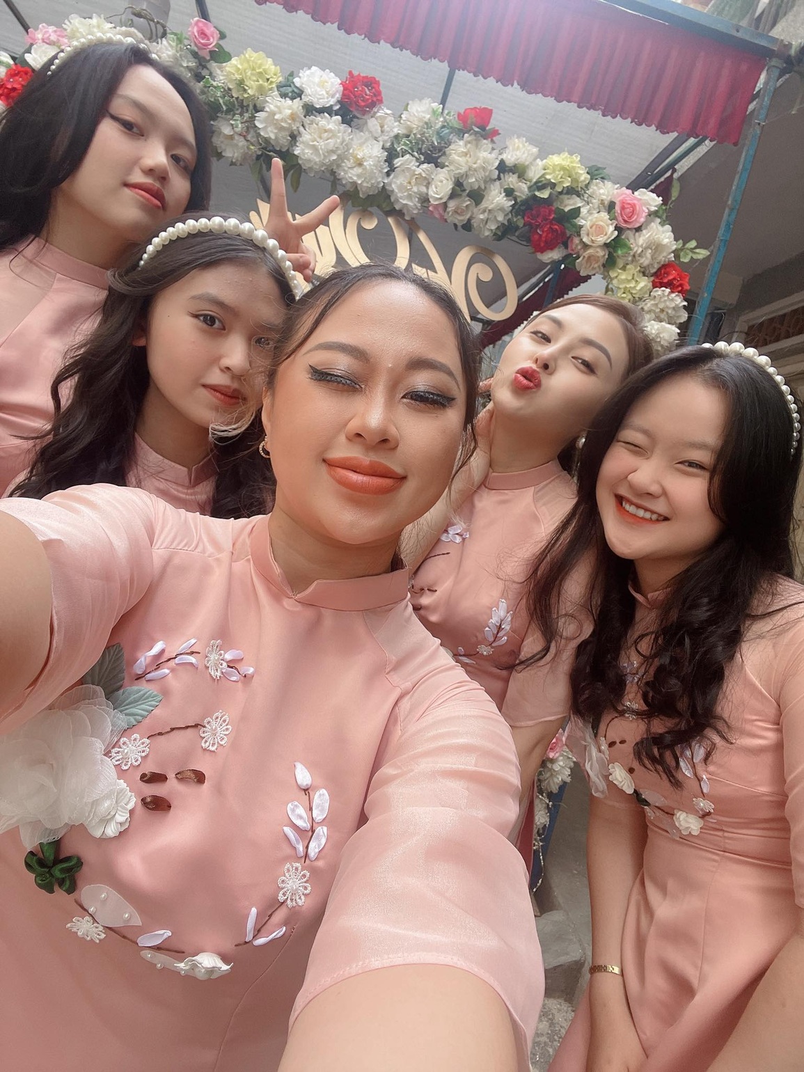 Pha ke đầu biểu diễn nhảy hiphop có một không hai ở đám cưới - 1 Pha ke đầu biểu diễn nhảy hiphop có một không hai ở đám cưới - 1