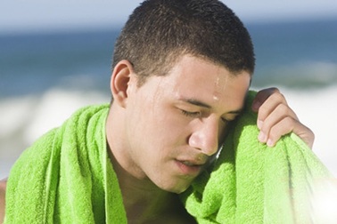 6 điều cần tránh khi tập luyện trong thời tiết nóng bức