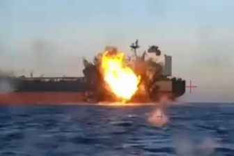 Ukraine tấn công 2 tàu chở thiết bị quân sự của Nga ở Biển Caspi