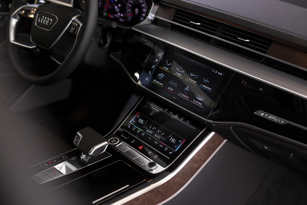 Chi tiết Audi A8L 2022, đối thủ của Mercedes-Benz S-Class và BMW 7-Series - 6 Chi tiết Audi A8L 2022, đối thủ của Mercedes-Benz S-Class và BMW 7-Series - 6