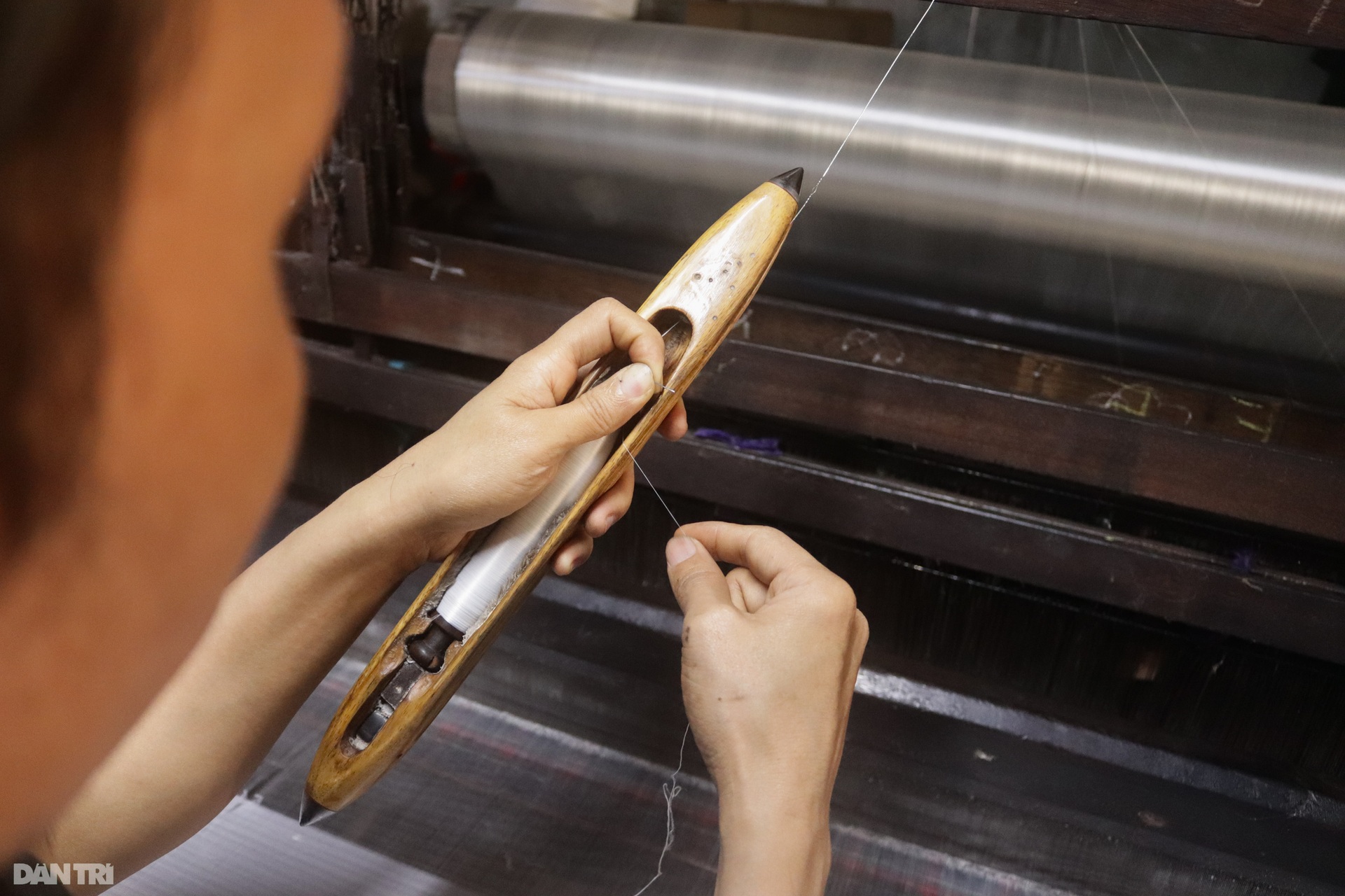 Người giữ nghề dệt truyền thống qua 6 đời, làm cả ngày lãi không đủ bát phở - 9