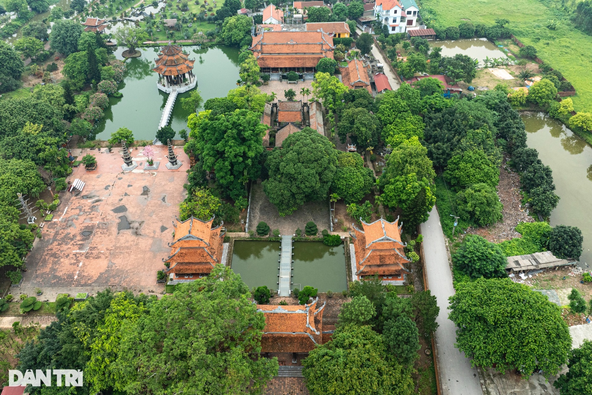 Khám phá ngôi chùa rộng 15ha, có nhiều tượng đất cổ nhất Việt Nam - 1