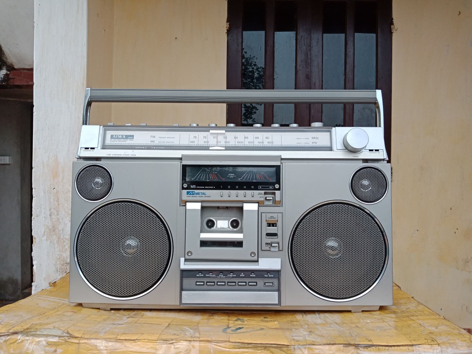 Bộ sưu tập cassette cũ trị giá gần 300 triệu đồng của tay chơi Hà Nam - 17 Bộ sưu tập cassette cũ trị giá gần 300 triệu đồng của tay chơi Hà Nam - 17