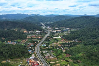 Phát triển Tây Nguyên: Đường lớn "dính" quy hoạch khoáng sản