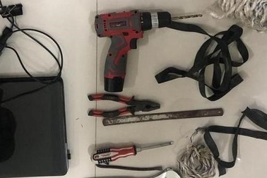 Bắt “đạo chích” thực hiện 3 vụ phá két sắt, trộm tiền tại cơ quan, DN