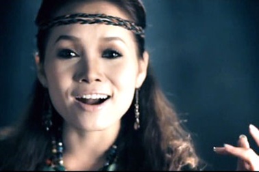 "Tình yêu màu nắng" sẽ lên ngôi tại Bài hát yêu thích?