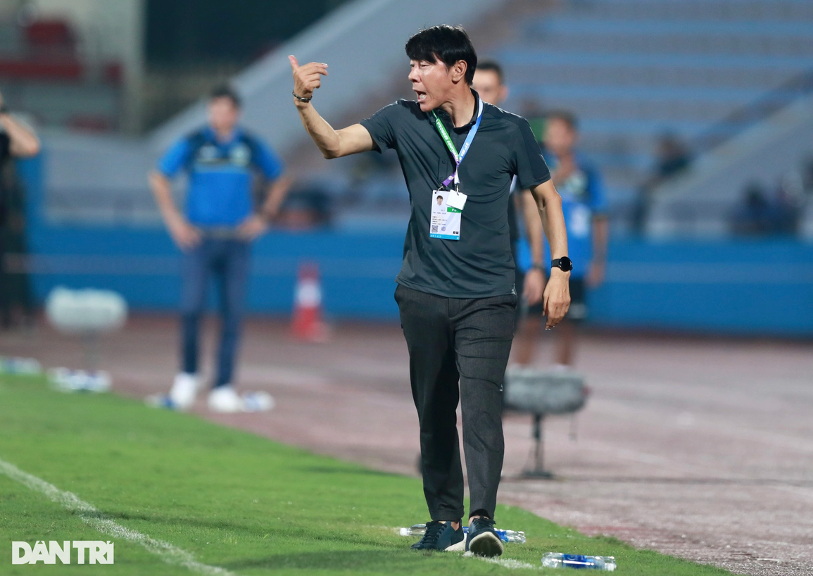 HLV Polking: U23 Thái Lan sẽ thắng Indonesia để vào chung kết - 2 HLV Polking: U23 Thái Lan sẽ thắng Indonesia để vào chung kết - 2