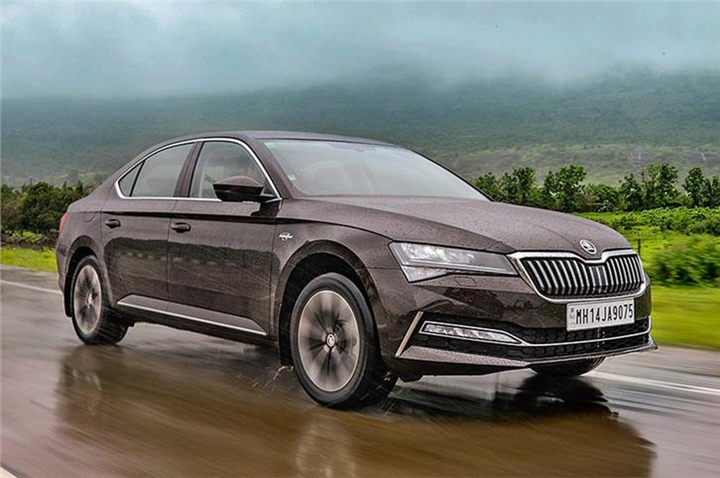 Loạt xe Skoda đổ bộ Việt Nam vào tháng 4, trước mắt sẽ nhập từ châu Âu - 4 Loạt xe Skoda đổ bộ Việt Nam vào tháng 4, trước mắt sẽ nhập từ châu Âu - 4