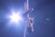 Chi Pu được khen khi đu dây trên sân khấu, tâm sự bị phản ứng khi làm ca sĩ