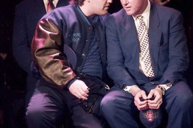 Em trai ông Bill Clinton bị bắt vì lái xe trong lúc say xỉn