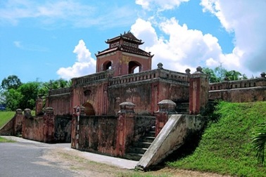 Thành cổ Diên Khánh trở thành điểm tham quan, du lịch