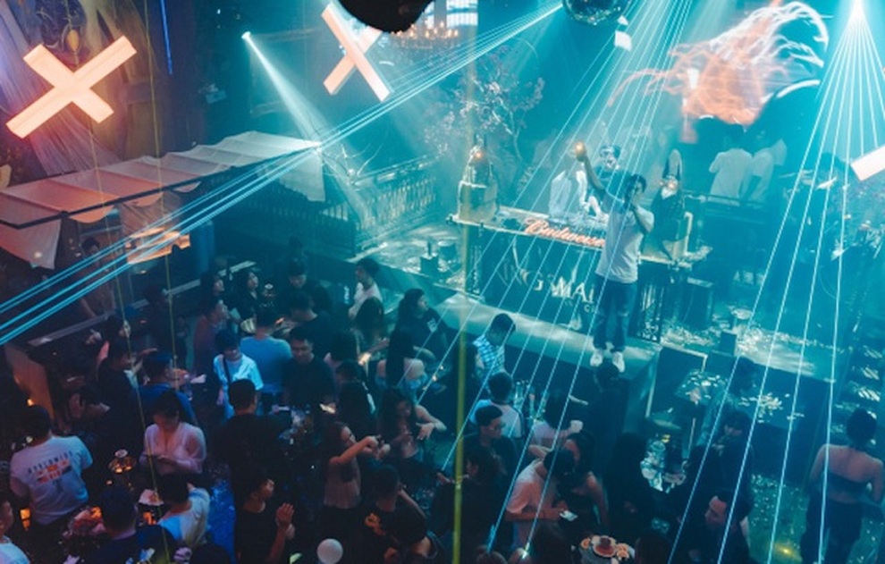 Karaoke, bar, vũ trường ở nhiều tỉnh thành miền Tây được mở cửa trở lại - 1 Karaoke, bar, vũ trường ở nhiều tỉnh thành miền Tây được mở cửa trở lại - 1