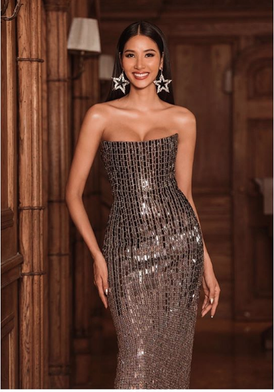 Hoàng Thuỳ được dự đoán vào Top 20, nổi bật bên Hoa hậu Hoàn vũ 2018 - 3 Hoàng Thuỳ được dự đoán vào Top 20, nổi bật bên Hoa hậu Hoàn vũ 2018 - 3