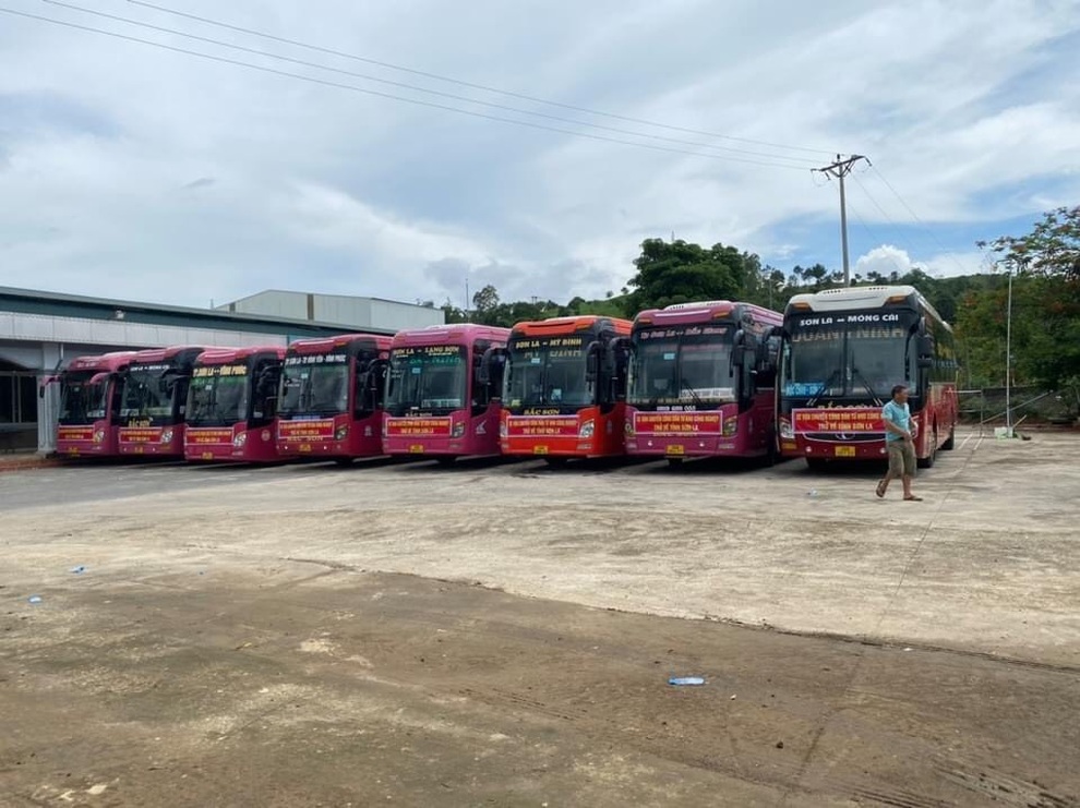 Bắc Giang: Dự kiến bàn giao hơn 30.000 công nhân tỉnh khác về địa phương - 2 Bắc Giang: Dự kiến bàn giao hơn 30.000 công nhân tỉnh khác về địa phương - 2