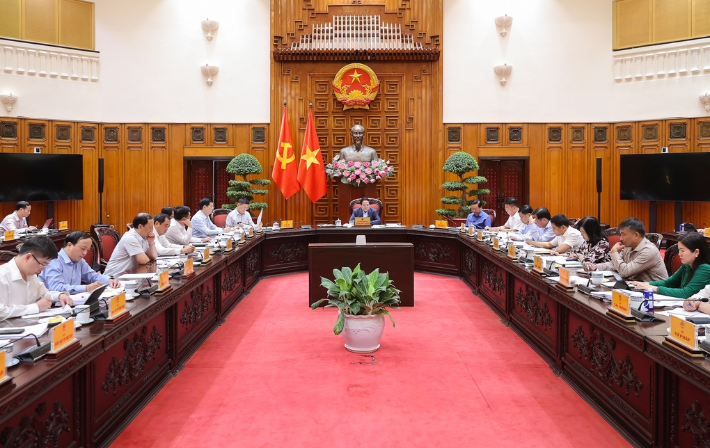 Thủ tướng yêu cầu xây dựng đề án ứng phó sạt lở, ngập úng - 2 Thủ tướng yêu cầu xây dựng đề án ứng phó sạt lở, ngập úng - 2
