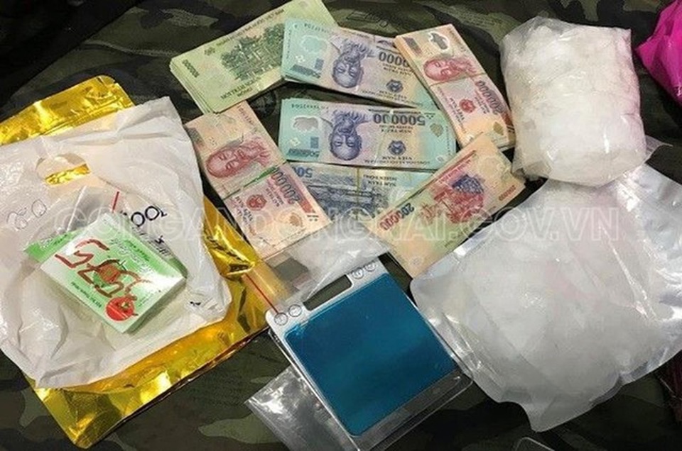 Chia sẻ thông tin giả mạo, sai sự thật trên mạng xã hội có bị xử hình sự? - 2 Chia sẻ thông tin giả mạo, sai sự thật trên mạng xã hội có bị xử hình sự? - 2