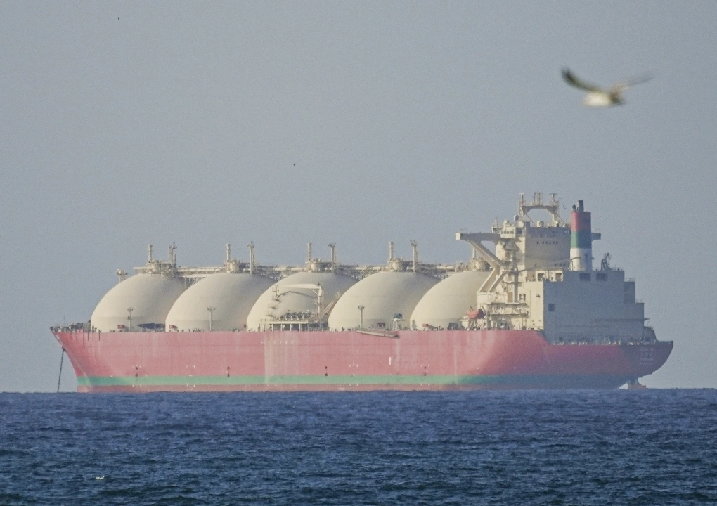 Vì sao thỏa thuận ngừng bắn Mỹ - Iran chưa giúp mở lại eo biển Hormuz? - 1