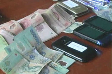 Triệt phá ổ đề “nối sóng” của cư dân đánh bắt xa bờ