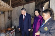 Tổng Bí thư, Chủ tịch nước thăm khu nhà lá nơi Bác Hồ từng sống ở Thái Lan
