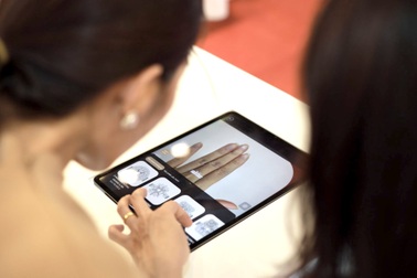 DOJI tiên phong ứng dụng trí tuệ nhân tạo vào mua sắm trang sức